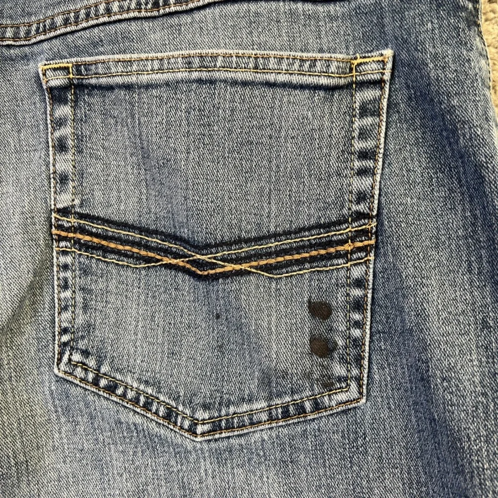 Ariat Legacy M4 Jeans Men 42x32 Blue Denim Medium Wash Relaxed Boot Cut Kilroy